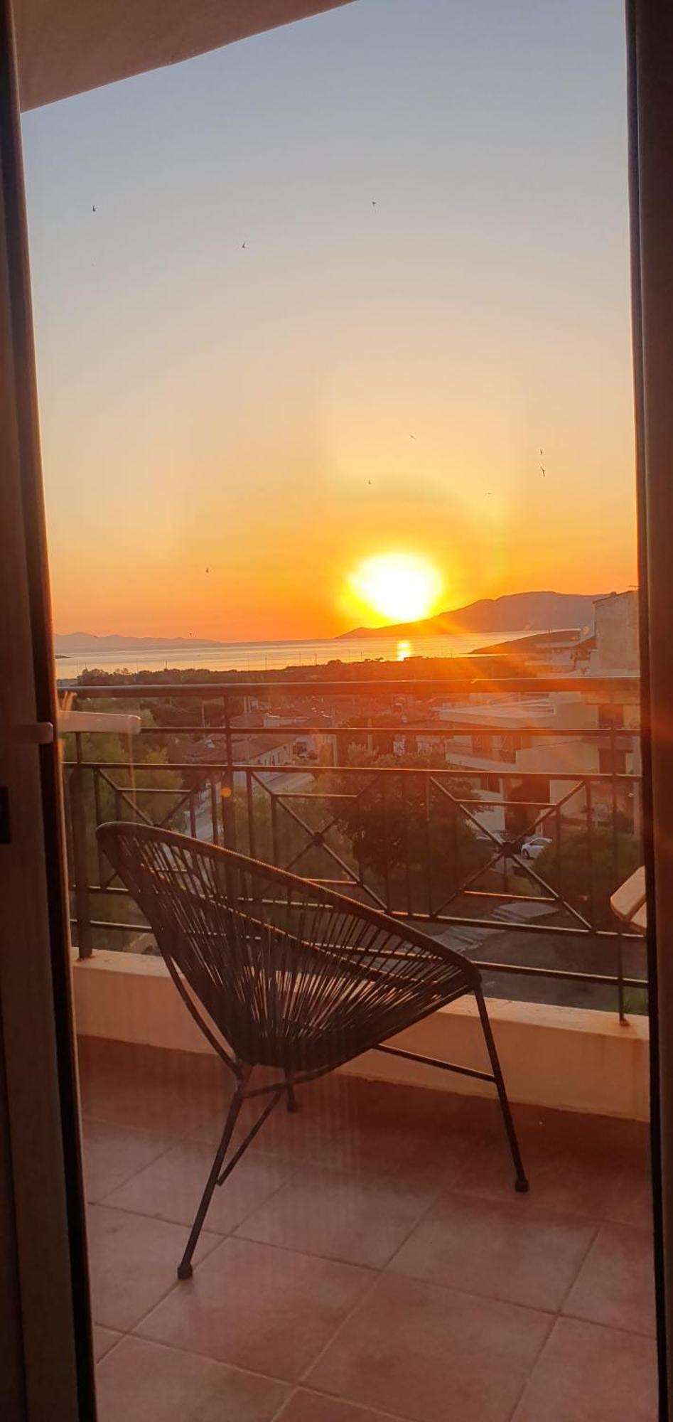 Lávrion Sea & Mountain Apartment Close To Port And City מראה חיצוני תמונה